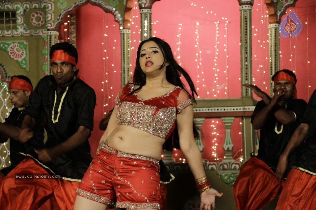 Swethabasu Prasad Spicy Gallery - 102 / 185 photos