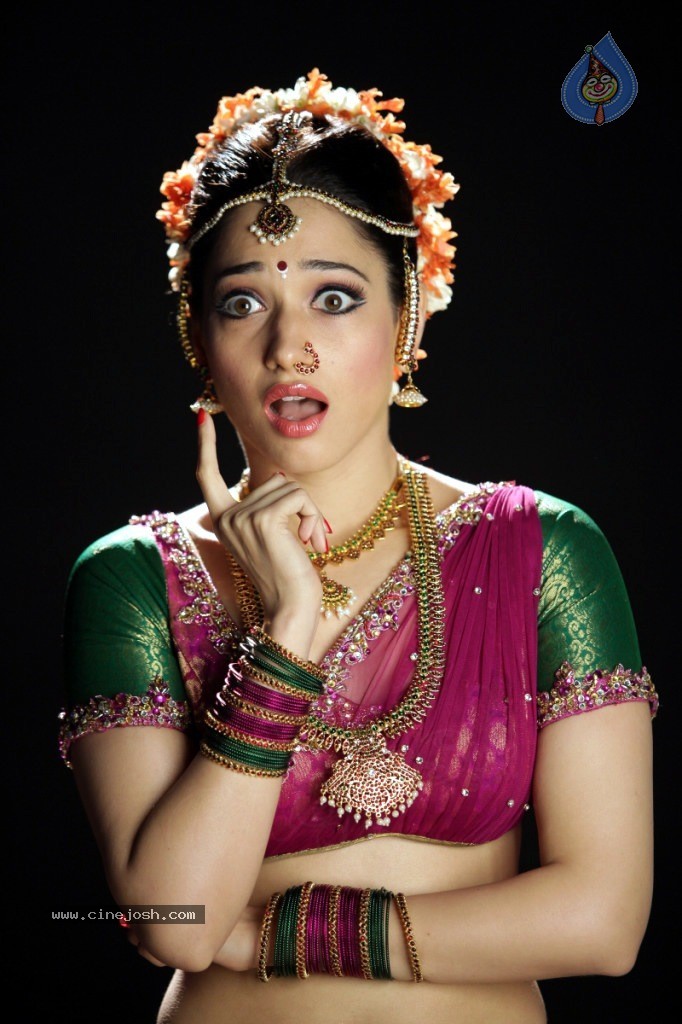 Tamanna New Hot Gallery - 43 / 140 photos