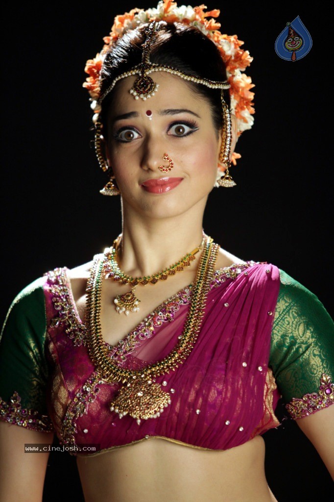 Tamanna New Hot Gallery - 46 / 140 photos
