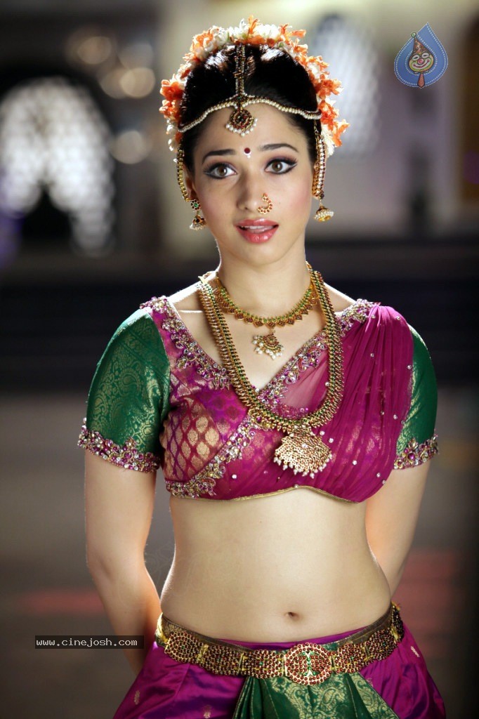 Tamanna New Hot Gallery - 51 / 140 photos