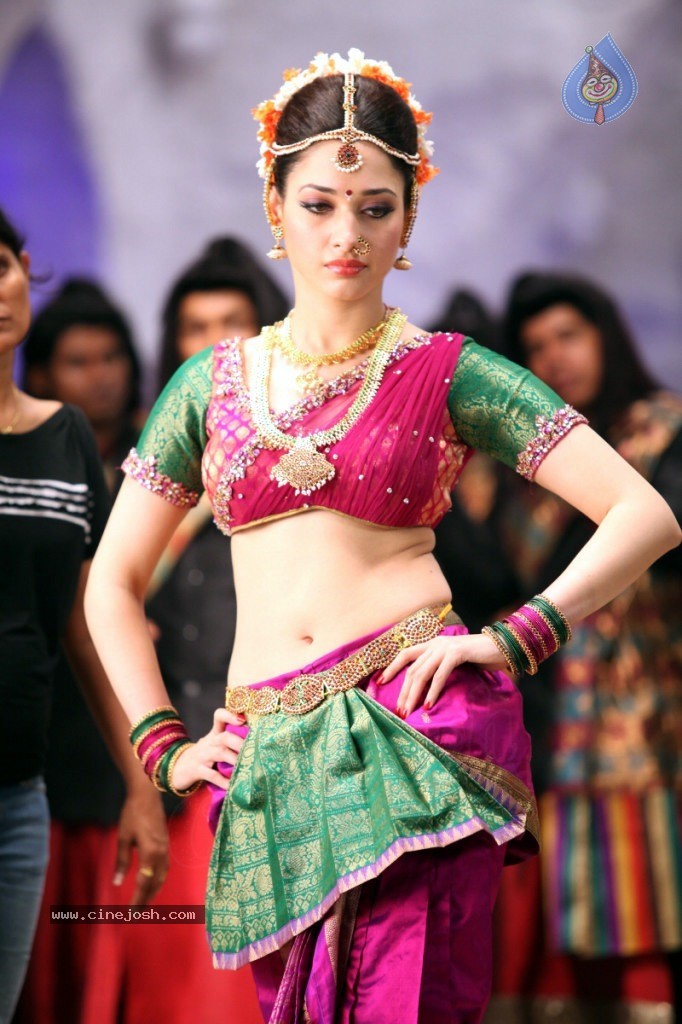 Tamanna New Hot Gallery - 55 / 140 photos