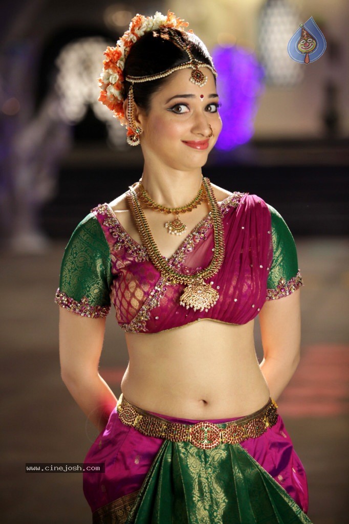 Tamanna New Hot Gallery - 57 / 140 photos