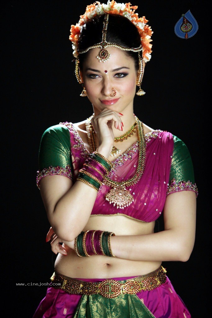 Tamanna New Hot Gallery - 58 / 140 photos