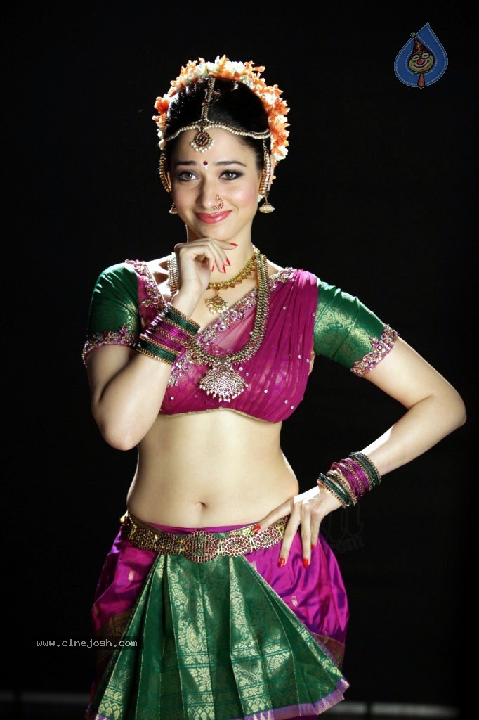 Tamanna New Hot Gallery - 59 / 140 photos