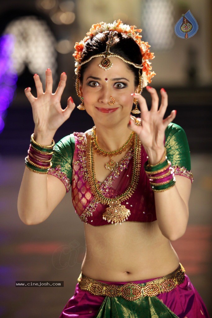 Tamanna New Hot Gallery - 124 / 140 photos