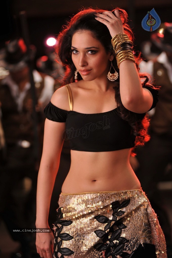 Tamanna New Spicy Stills - 108 / 113 photos