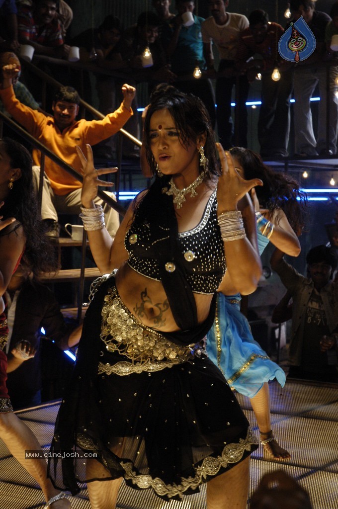 Tanu Roy Hot Gallery - 89 / 90 photos