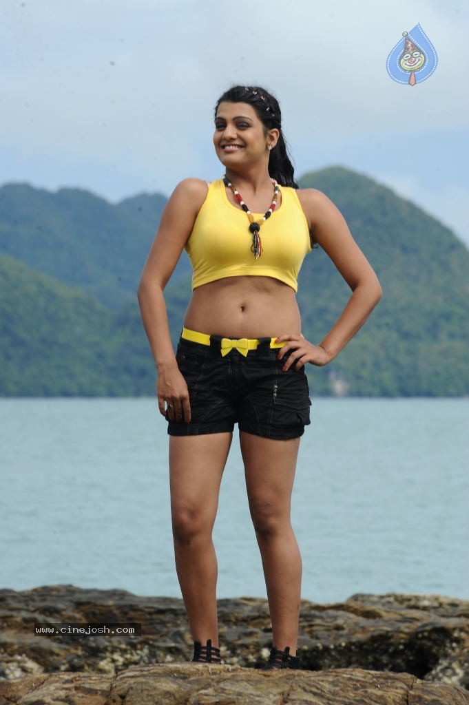 Tashu Kaushik Spicy Stills - 40 / 70 photos