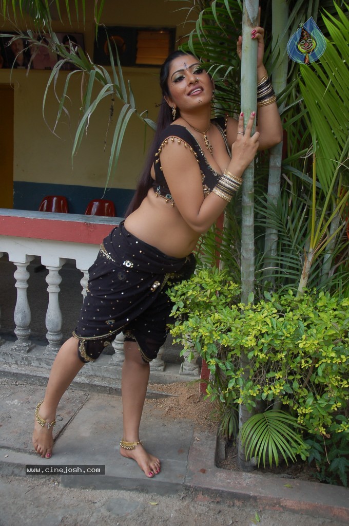 Taslima Sheik Spicy Stills - 9 / 97 photos