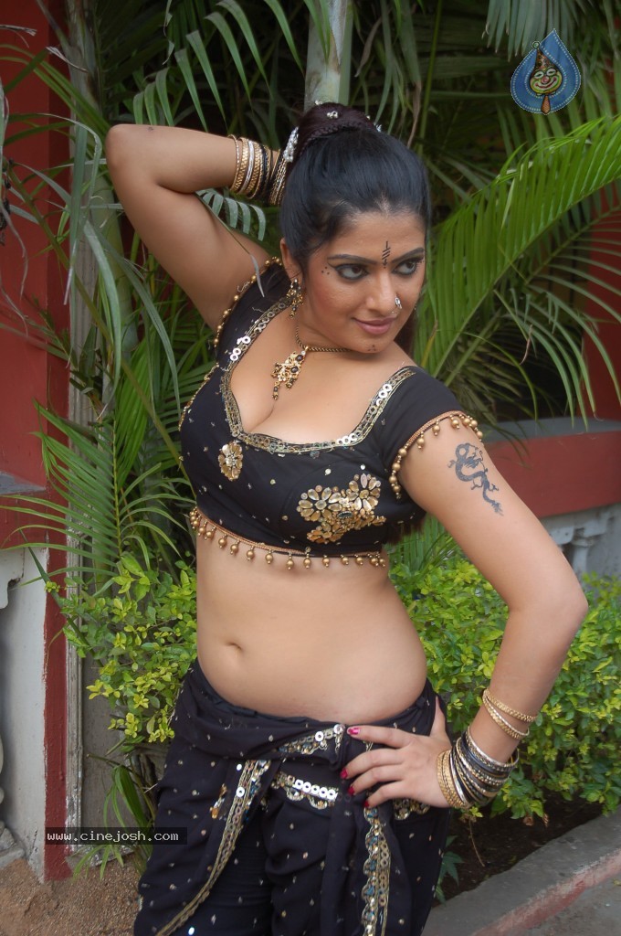 Taslima Sheik Spicy Stills - 56 / 97 photos