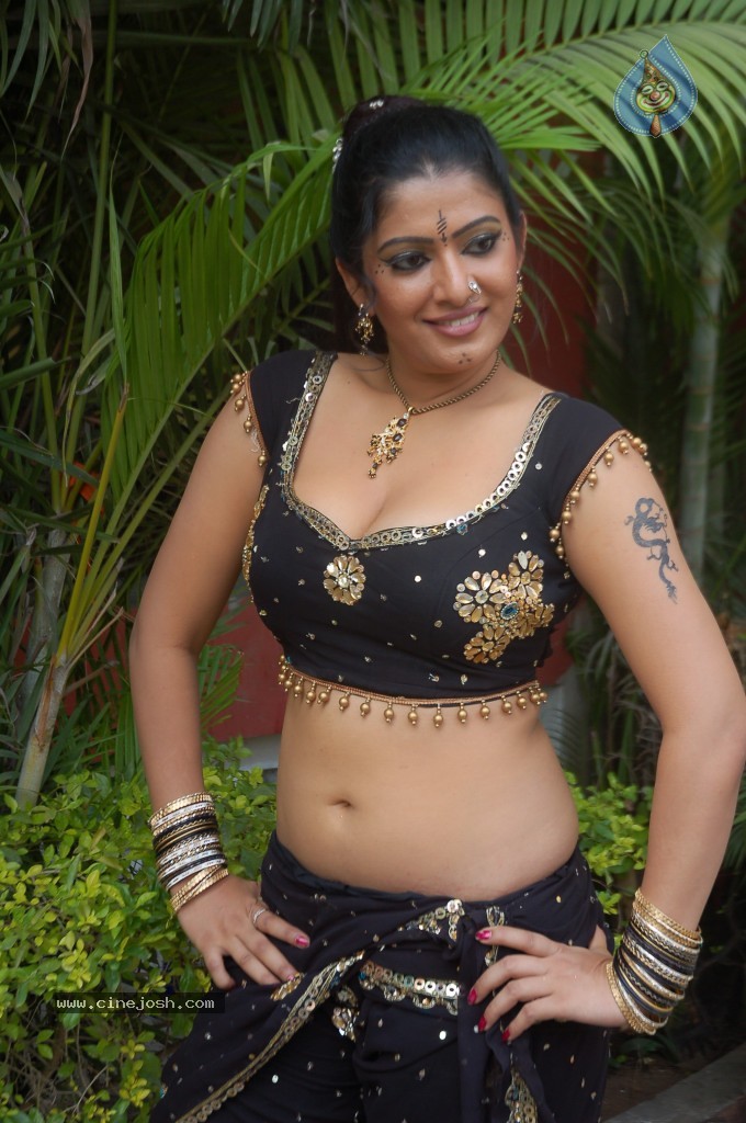 Taslima Sheik Spicy Stills - 62 / 97 photos