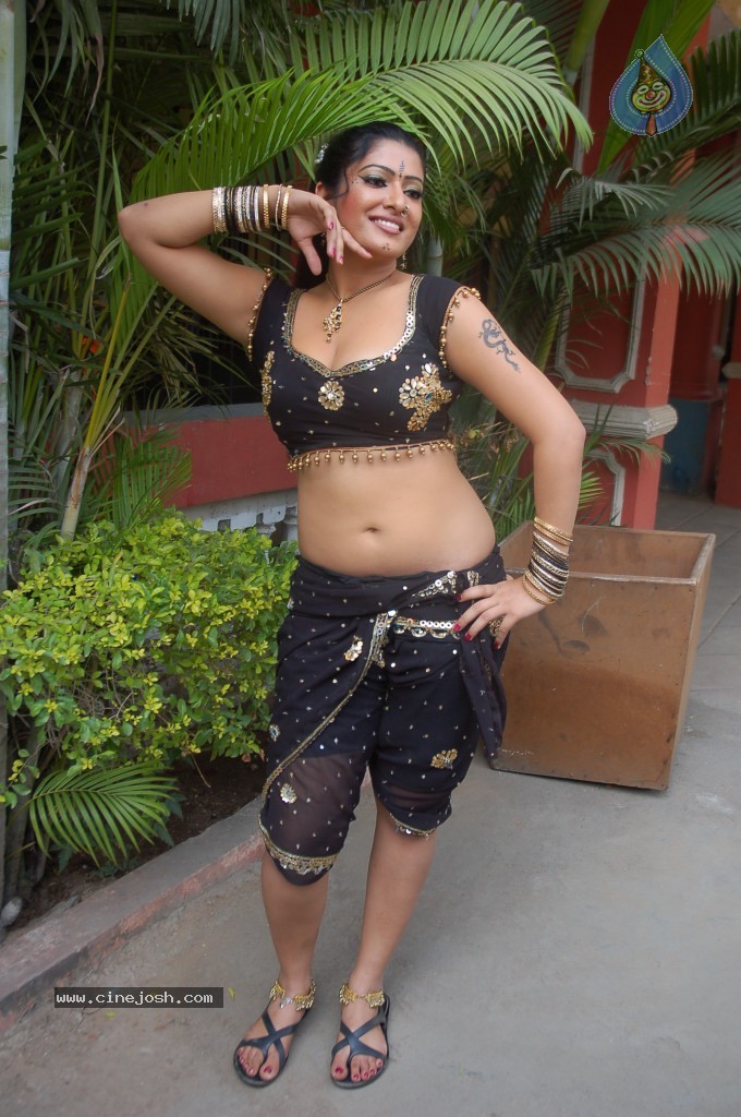 Taslima Sheik Spicy Stills - 89 / 97 photos