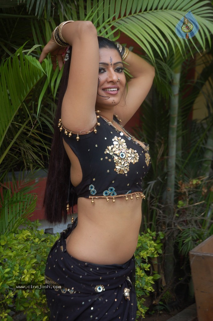 Taslima Sheik Spicy Stills - 92 / 97 photos