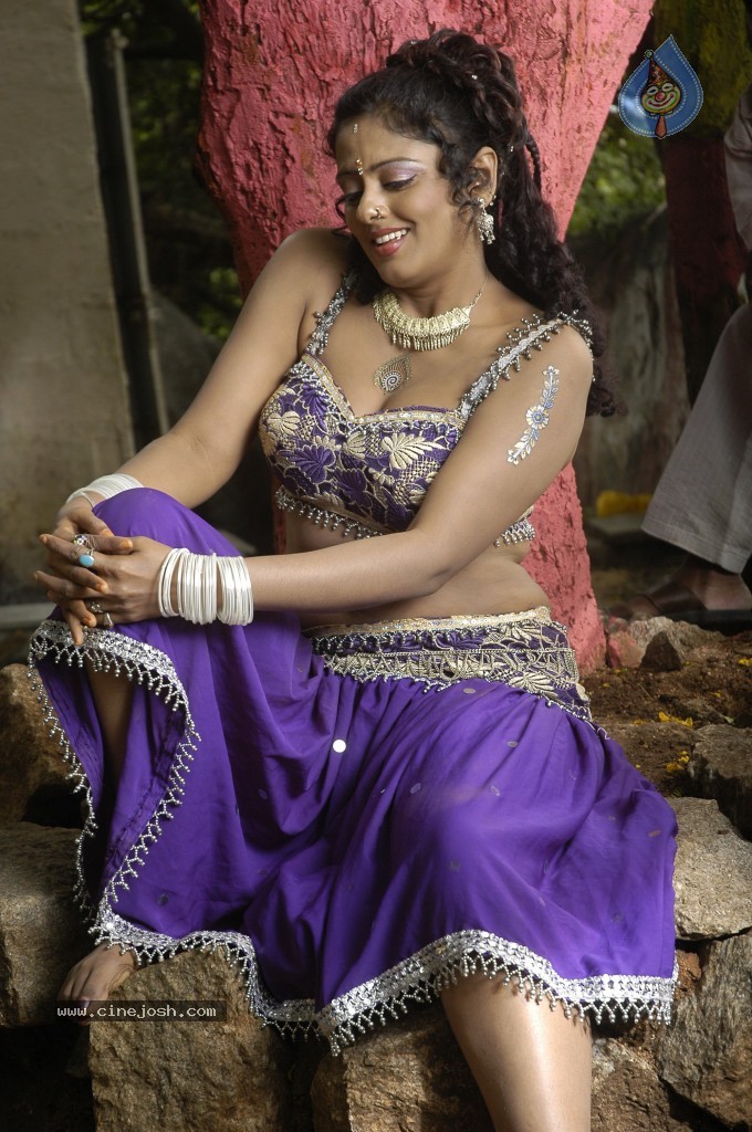 Vahini Hot Gallery - 69 / 78 photos