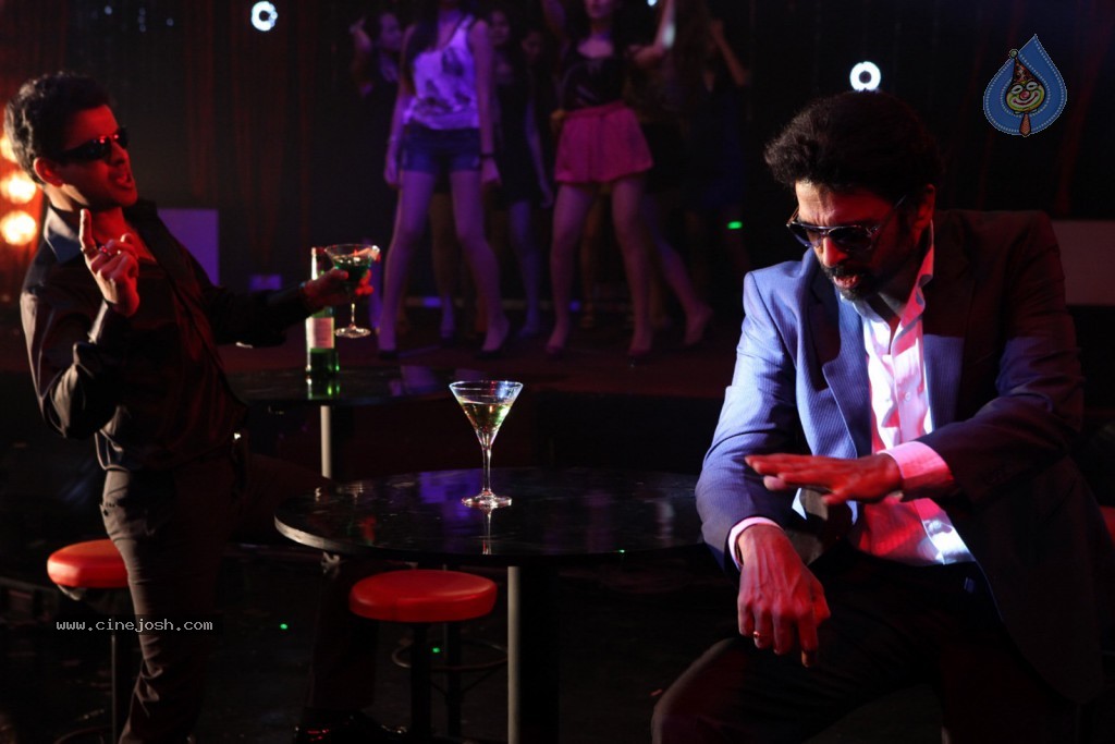 Vetadu Ventadu Movie Item Song Stills - 92 / 105 photos