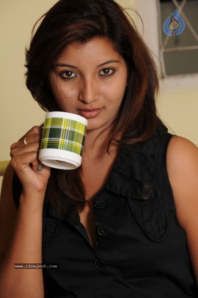 Vinni Spicy Stills - 54 / 65 photos