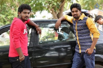 Ippatlo Ramudila Seethala Evaruntaarandi Babu Photos - 18 of 35