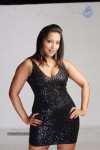 Meghna Naidu Spicy Photos - 13 of 26