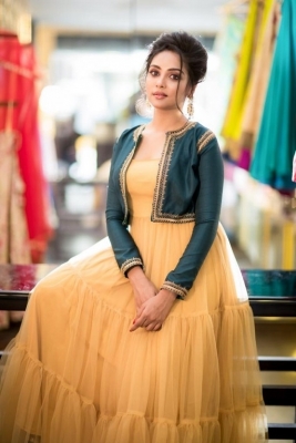 Smruthi Venkat Photos - 3 of 4