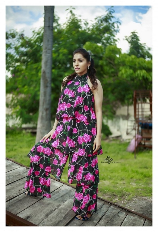 Rashmi Gautam﻿ Pics - 1 / 3 photos