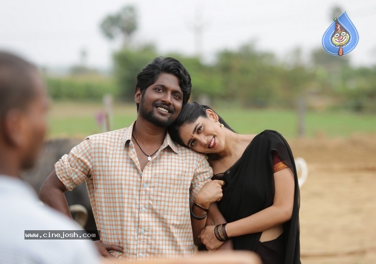 Color Photo Movie  Photo and Poster - 1 / 2 photos