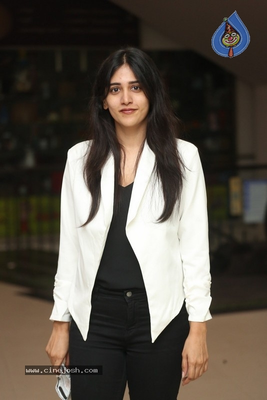 Chandini Chowdary Photos - 10 / 16 photos