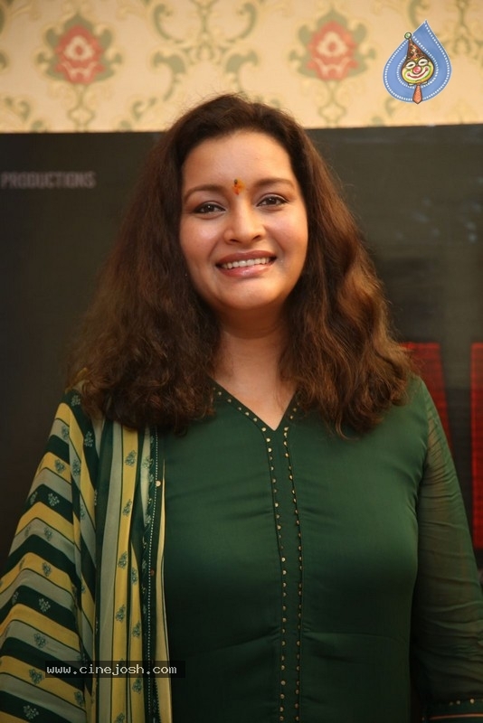 Renu Desai Photos - 10 / 16 photos