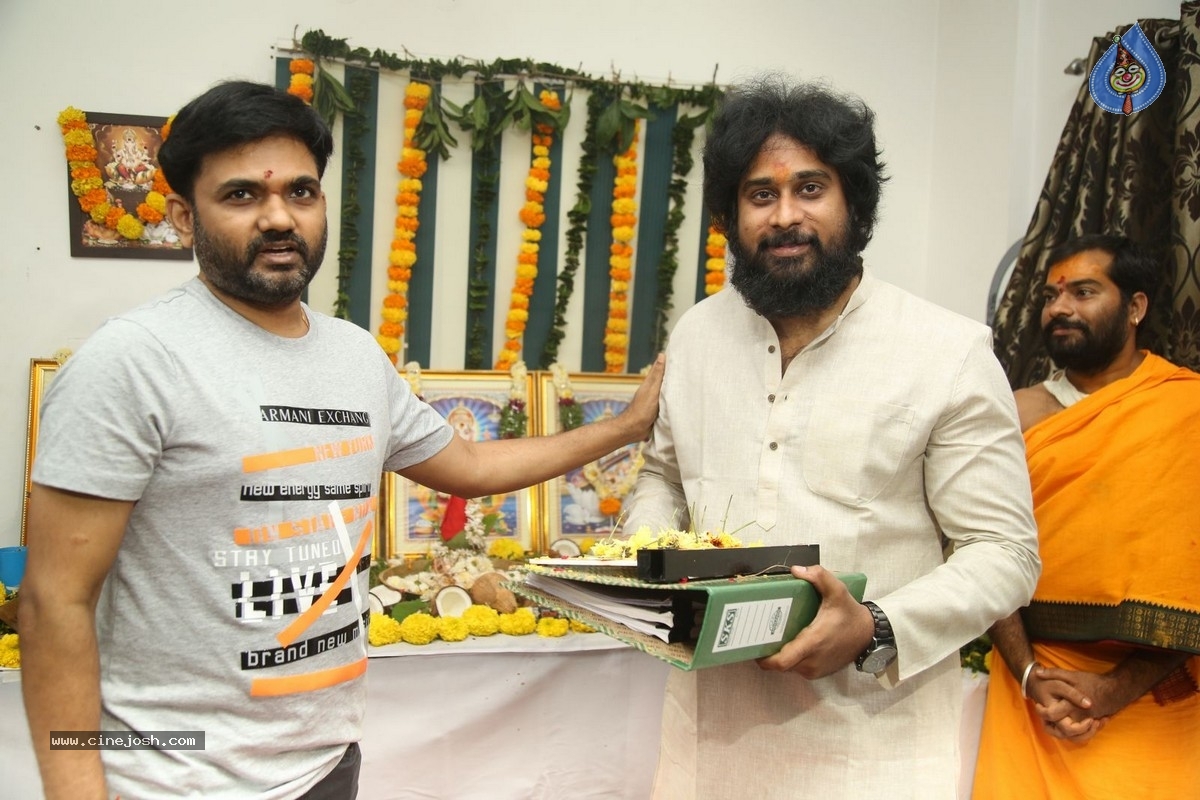 Mera Naam Joker Movie Opening - 6 / 11 photos