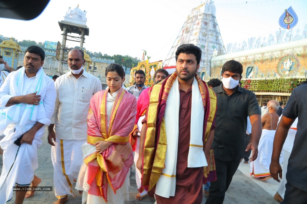 Sharwanand - Rashmika - Kishore Tirumala in Tirupati - 1 / 5 photos