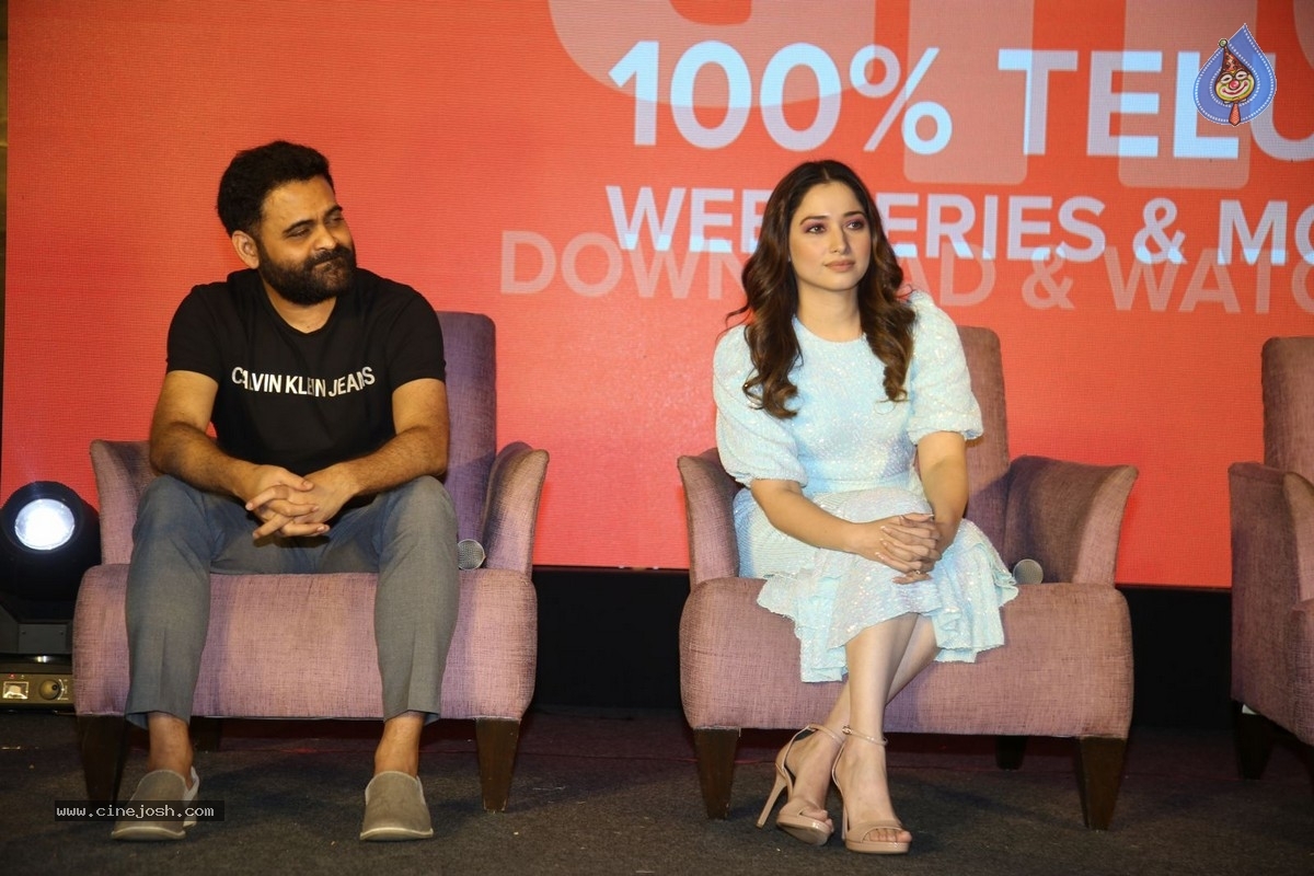 11th Hour Web Series Press Meet - 17 / 21 photos