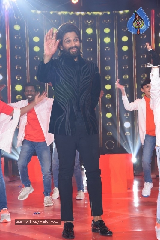 Aha Event An Evening with A Galaxy of Stars - 42 / 56 photos