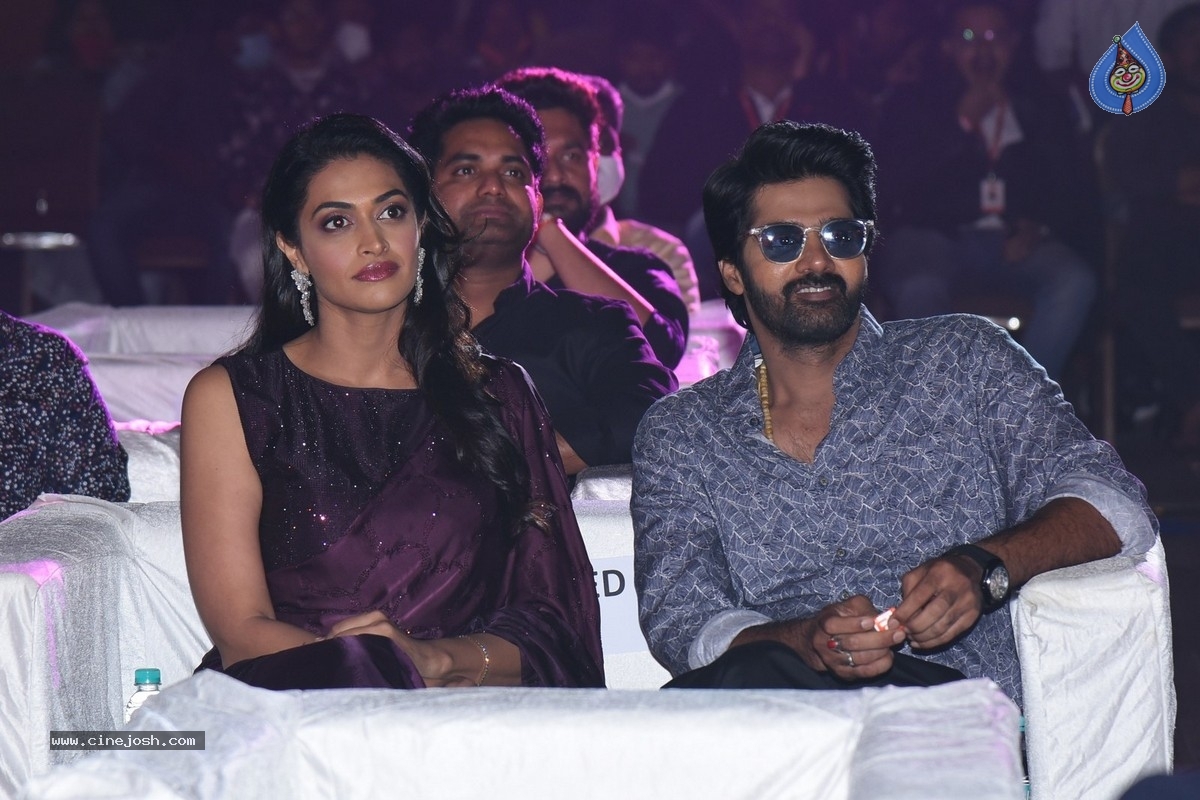 Aha Event An Evening with A Galaxy of Stars - 51 / 56 photos