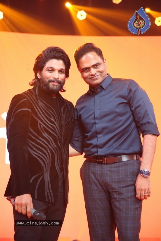 Aha Event An Evening with A Galaxy of Stars Photos - 9 / 42 photos