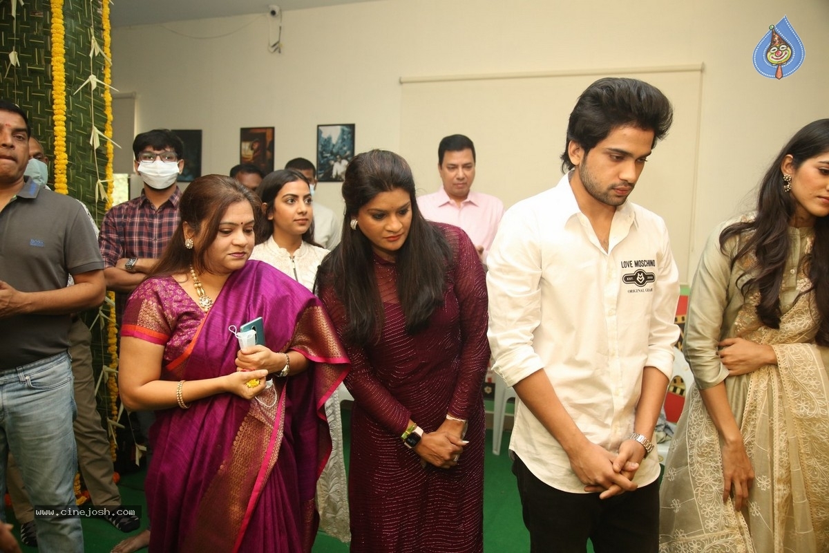 Sehari Movie Opening - 2 / 21 photos