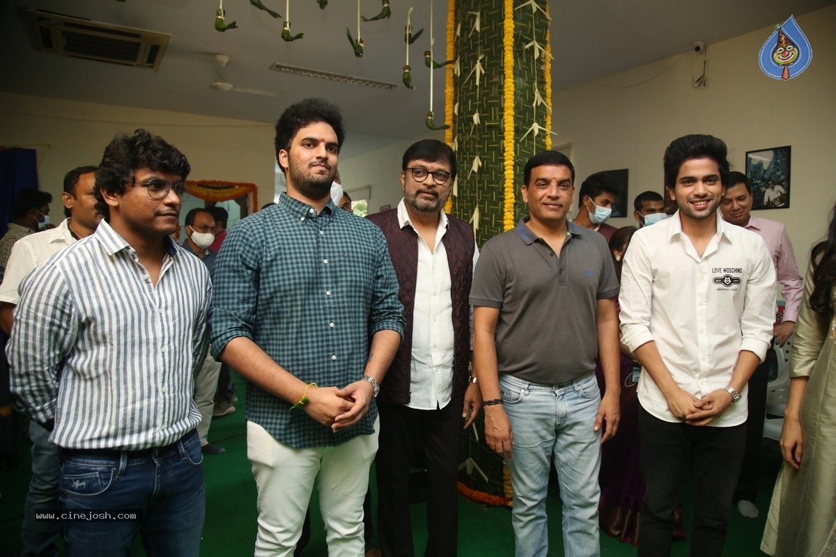 Sehari Movie Opening - 12 / 21 photos