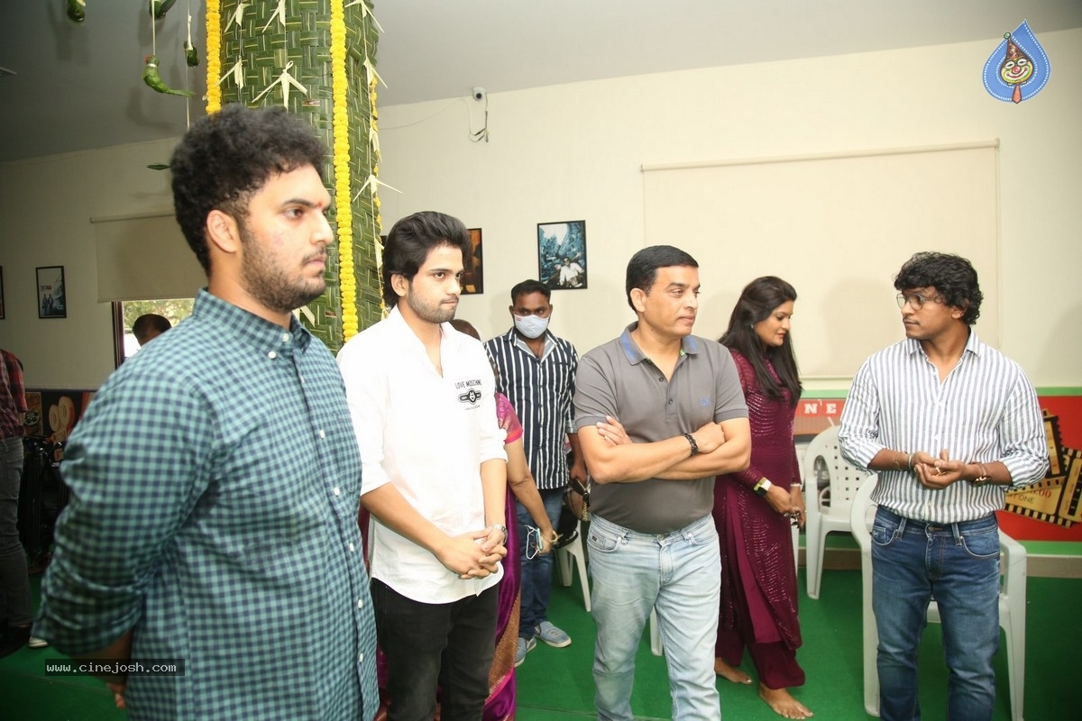 Sehari Movie Opening - 18 / 21 photos