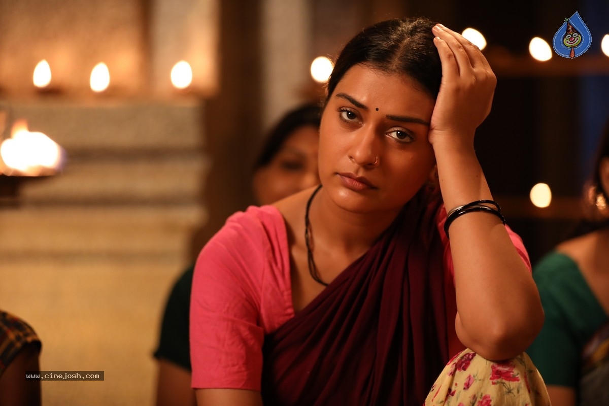 Anaganaga O Athidhi Movie Stills - 6 / 11 photos