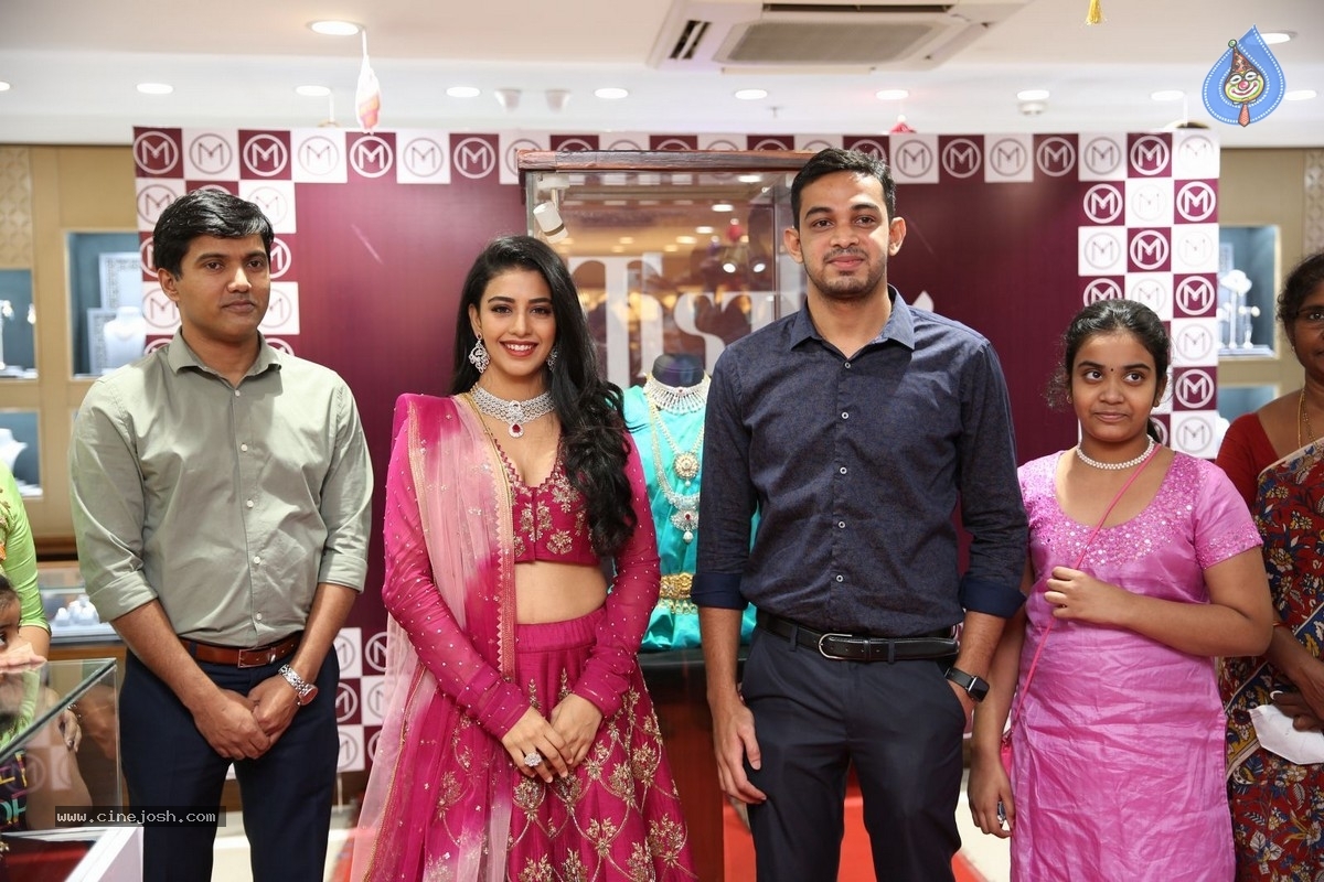 Artistry Show at Malabar Gold and Diamonds - 20 / 21 photos