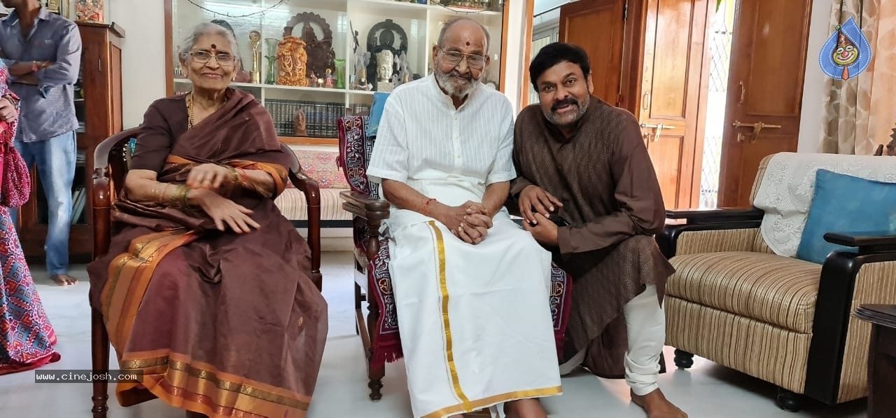 Chiru Meets K Viswanath - 20 / 20 photos