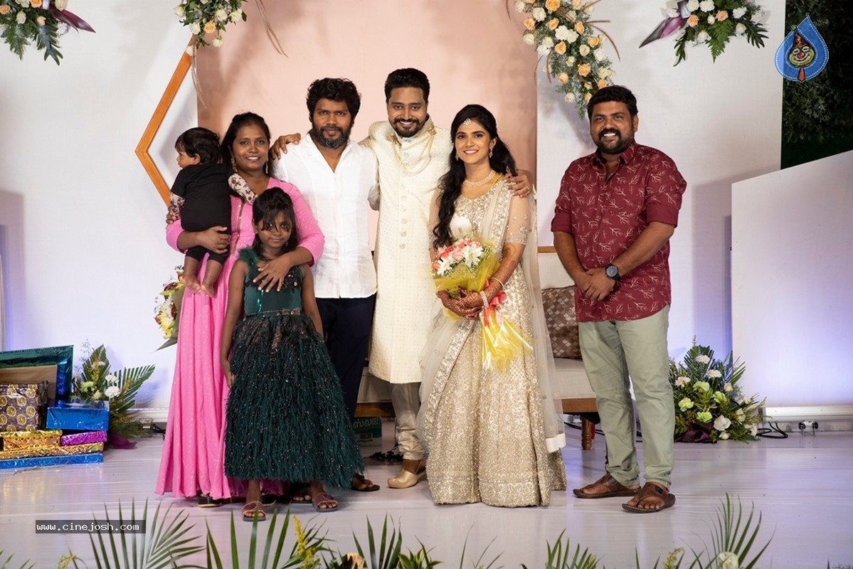 Editor Selva RK Wedding Reception Photos - 9 / 9 photos