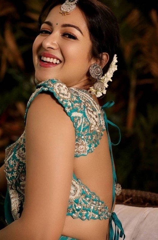 Catherine Tresa Alexander Photos - 2 / 5 photos