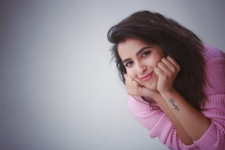 Komalee Prasad Photos  - 4 / 4 photos