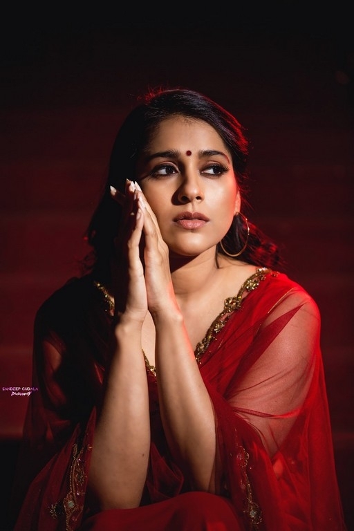 Rashmi Gautam Photos - 7 / 10 photos