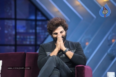 Allu Arjun and Samantha from the sets of SamJam - 4 of 20