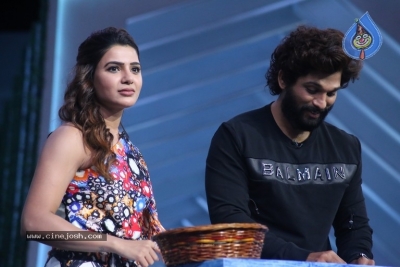 Allu Arjun and Samantha from the sets of SamJam - 17 of 20