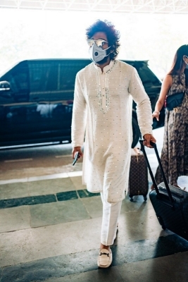 Allu Arjun Family attends Niharika wedding  - 2 of 4