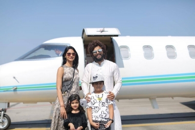 Allu Arjun Family attends Niharika wedding  - 4 of 4