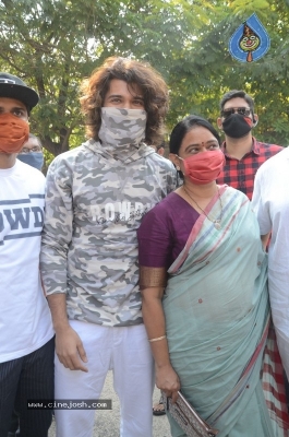 Celebrities cast their Vote GHMC Elections 01 - 11 of 36