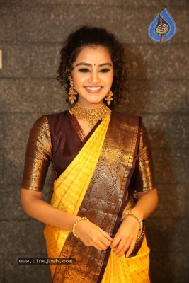 Mugdha Art Studio at Patny Centre - 9 of 40