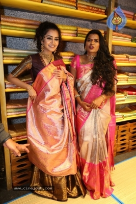 Mugdha Art Studio at Patny Centre - 22 of 40